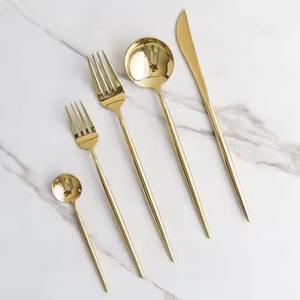 Juego de Cubiertos Metálicos Premium para Mesa de Comedor, Cuchara y Tenedor, Diseño Elegante para Servir - Product Image 3