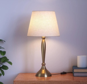 Lampe de table en métal Empire Column avec abat-jour en tissu de lin, finition laiton antique, base robuste, éclairage ambiant chaud - Product Image 2