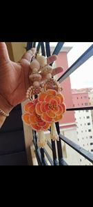 Shubh Labh artisanal à fleurs orange, suspendu, orné de perles complexes pour les festivités de Diwali - Product Image 2