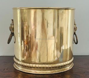 Cubetera de Acero Inoxidable de Lujo con Acabado Moderno, Enfriador de Bebidas, Accesorio Duradero para Bar, Uso en Fiestas, Hogar y Hotel - Product Image 1