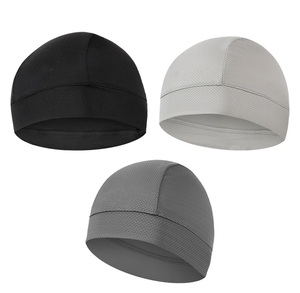 Bonnet en polyester/rayonne orange de votre marque avec doublure en satin, bonnet chaud d'hiver, logo personnalisé pour adultes, utilisation en extérieur - Product Image 6