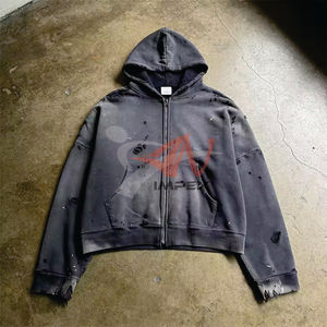 Hoodie vintage en molleton brossé surdimensionné et court avec design déchiré, logo personnalisé brodé ou imprimé, style streetwear pour homme - Product Image 3