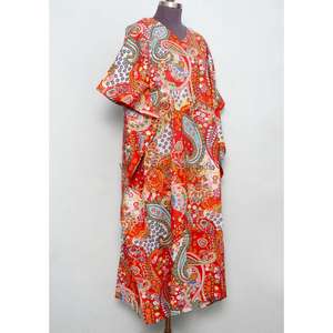Nouvelle arrivée : Robe kaftan en coton pour femmes grandes tailles, style vintage, imprimé paisley, manches courtes et légères, tenue de plage, coupe ample pour l'été - Product Image 5