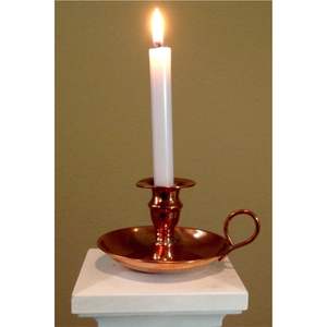 Candelabro Portátil de Metal con Acabado de Latón Tradicional, con Asa para el Dedo, para Eventos Religiosos, Festividades y Cenas - Product Image 4