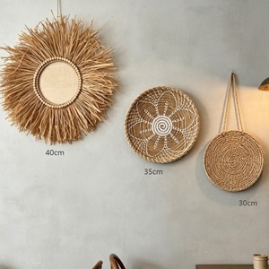 Espejo Cosmético Redondo de Rafia Natural para Montar en la Pared, Marco Tejido a Mano, Espejo Decorativo para Dormitorio o Baño - Product Image 1