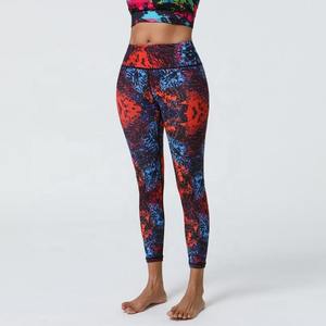 Nuevo conjunto de leggings de pierna recta y top halter para mujer, conjunto de yoga y fitness personalizado con pantalones de pierna ancha para mujer - Product Image 3