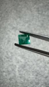 Émeraude Naturelle Zambienne 0,68 Ct, Pierre Précieuse Verte Géométrique Carrée Octogonale pour Bague Personnalisée, Pendentif, Bijoux de Luxe - Product Image 3