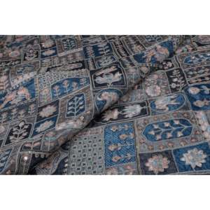Tela de Crepé de Viscosa Bordada con Diseño Floral Azul, con Lentejuelas y Trabajo de Zari Plateado, 44 Pulgadas de Ancho por Yarda - Product Image 2