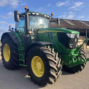 Tractor Agrícola John Deere 5310 de 55HP, 2WD/4WD, Motor Diésel, con Dirección Asistida y Neumáticos Reforzados, Venta al Por Mayor - Product Image 2
