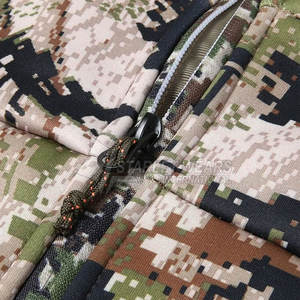 Chaqueta de Caza de Lona Transpirable y Resistente al Viento para Exteriores, con Diseño de Ajuste Ajustable para Uso en Campo y Senderismo en Invierno - Product Image 4