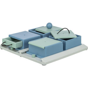 Niv 2 Dog Activity Poker Box 31 X 10 X 31 cm Jouet interactif et de mouvement pour animaux de compagnie - Product Image 3