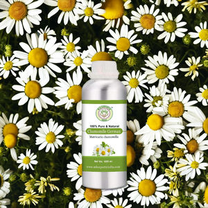 100% approvisionnement en vrac d'huile essentielle de camomille allemande pure pour cosmétiques parfumerie prix usine haute pureté - Product Image 2