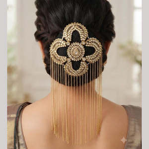 Élégante coiffe en alliage avec détails en cristaux et strass – Faite à la main, ajustable pour les fêtes et mariages féminins - Product Image 1