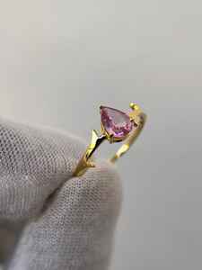 แหวนพลอยแซฟไฟร์สีชมพูคุณภาพสูง รูปทรงหยดน้ำ แหวนหมั้น แหวนแต่งงาน เงินแท้ 925 ชุบทอง 14K ของขวัญสำหรับเธอ - Product Image 3