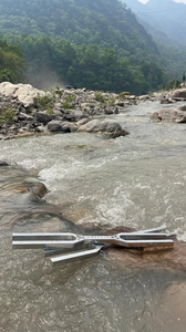 Diapasón Gigante de 528Hz y 432Hz con Llave de ADN, Instrumento Premium para Sanación Sonora - Product Image 3