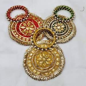 Sacs Potli en Soie Gota Patti Traditionnels Faits Main en Inde avec Poignée Perle, Petite Pochette à Monnaie Shagun, Cadeaux de Mariage et de Cérémonie Haldi - Product Image 1