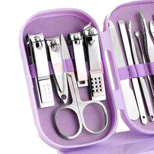 Juego de Cortaúñas Portátil 7 en 1 de Acero al Carbono con Kit de Cuidado Personalizado con Logotipo, Herramientas de Belleza para Manicura - Product Image 2