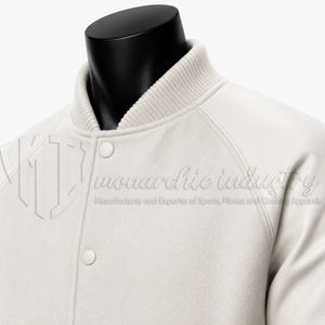 Chaqueta Varsity Blanca Premium, Cuerpo de Lana, Mangas de Cuero, Fabricante de Chaquetas Letterman Personalizadas - Product Image 6