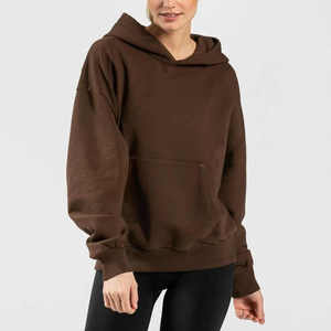 Sweat-shirt à capuche surdimensionné pour femme, couleur unie, matière polaire respirante, vêtements d'automne, manches régulières avec poches - Product Image 1