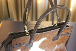 Sac à main en cuir de vachette pour femme 2026, sac bandoulière en forme de lune, accessoire portable pour l'été et l'automne - Product Image 6