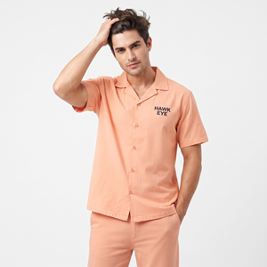 เสื้อเชิ้ตแขนสั้นทรงบ็อกซี่ คอปกแคมป์ สไตล์ลำลองสำหรับฤดูร้อน ผู้ชาย ขายส่ง รับผลิตแบบ OEM ODM ผู้ผลิตเสื้อผ้า ผู้จัดจำหน่าย - Product Image 2