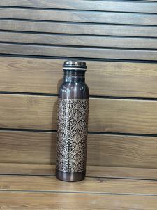 Bouteille d'eau 100% cuivre pur |   Bouteille d'eau en cuivre gaufré – Fabriquée à la main, 1000 ml, sans BPA |   Écologique et étanche - Product Image 2