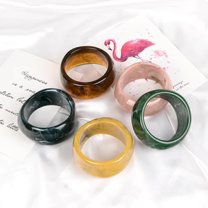 Bracelets Bohèmes Colorés en Résine Écologique pour Femmes - Artisanat Artistique au Design Original, Finition Émaillée, Logo et Taille Personnalisables - Product Image 3