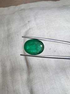 Pierre précieuse naturelle ovale verte de 5,88 carats, pierre brute pour bagues, pendentifs, colliers, bijoux personnalisés, fournisseur en gros de pierres précieuses - Product Image 3