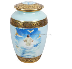 Urne funéraire en métal artisanale de qualité exportée pour les cendres humaines Urne funéraire décorative en métal pour adultes - Product Image 1