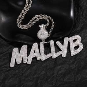 Collier Pendentif Sac d'Argent Glacé Personnalisé avec Nom, Chaîne Maille Cubaine, Plaqué Argent 925, Moissanite Sertie Clos, Bijoux Hip Hop Personnalisés - Product Image 3