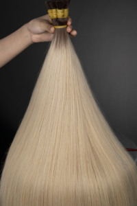 Vietnamien 100% Extension de tissage de cheveux humains non transformés Dôme Cap brut doux pas cher en vrac soyeux vague droite vierge blonde - Product Image 2