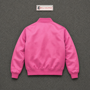 Chaqueta Varsity Rosa Personalizada de Satén para Hombre y Mujer, Chaqueta Bomber de Béisbol Lisa de Primera Calidad con Cuello Clásico y Botones a Presión - Product Image 6