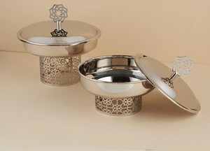Juego de 3 cuencos metálicos para fruta con tapa de cúpula, acabado negro mate, para servir en la mesa durante Eid y Ramadán, disponible para personalización al por mayor. - Product Image 6