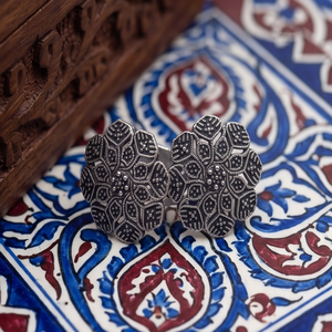 DIVYORO Antique Brass Disc <b>Toe</b> <b>Ring</b> for Women with Oxidized <b>Silver</b> Plating-Casual Classic Style - Product Image 2