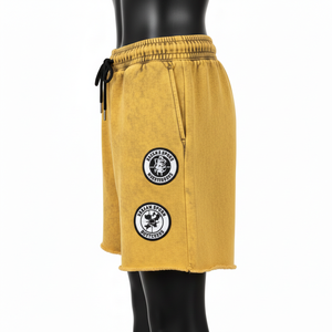 Shorts de mujer en algodón y poliéster con lavado ácido, 320 GSM, color marrón y negro, con logo personalizado por transferencia térmica. - Product Image 6