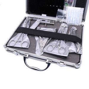 Juego de Instrumentos Profesionales Manuales de Alta Calidad para Perforaciones Corporales (Ombligo/Lengua) con 4 Pinzas y 1 Pistola para Aretes, Marca Ametrine Surgical - Product Image 2