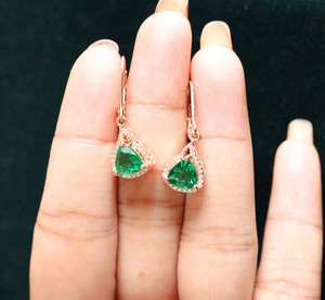 Pendientes Colgantes de Esmeralda Trillón con Halo de Moissanita, Cierre de Palanca, Plata de Ley 925 Bañada en Oro, Joyería Colgante para Fiesta y Regalo - Product Image 1