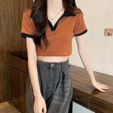 Vêtements de sport pour femmes, t-shirt polo tendance pour femmes, style court, design streetwear, panneaux latéraux en maille ventilée, durable - Product Image 2