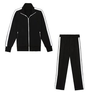 Ensemble de survêtement pour homme de qualité supérieure, design personnalisé, style streetwear, vente en gros, tendance 2026, 4 options de couleurs - Product Image 2