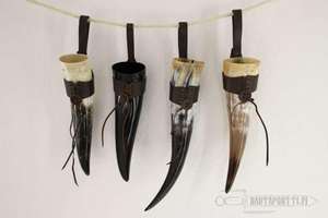 Cuerno Vikingo para Beber con Soporte Metálico, Cuerno Vikingo Auténtico Hecho a Mano para Cerveza y Vino, Jarra de Cuerno Original - Product Image 3