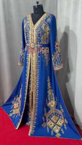 Elegante Vestido Kaftan Bordado a Mano con Cuentas y Velo, Última Moda en Ropa Islámica para Bodas - Product Image 5