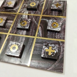 Tablero de Juego Tic Tac Toe de Mármol de Lujo con Rejilla con Incrustaciones Doradas y Piezas Decorativas X O, Juego de Mesa Moderno para Decoración del Hogar - Product Image 3