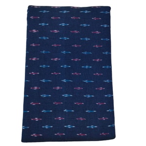 Tissu en coton écologique Ikat tissé à la main de qualité supérieure, fournisseur OEM, textile doux, respirant et durable pour ameublement - Product Image 1