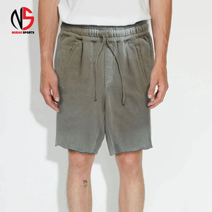 Shorts décontractés pour hommes à taille mi-haute avec cordon de serrage, en toile de coton polyester 300g, délavé à l'acide, style vintage, avec logo personnalisé, séchage rapide - Product Image 3