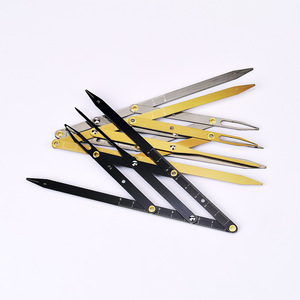 ไม้บรรทัดวัดคิ้วแบบสามจุด สำหรับไมโครเบลดดิ้ง สีทอง ดำ เงิน - Product Image 1