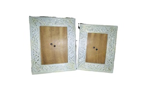 Rectangle Metal Photo <b>Frame</b> 10x15 cm Embossed Gold Finish Vertical Design - Product Image 3