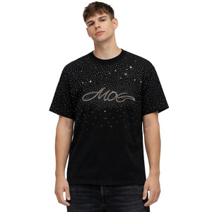 เสื้อยืดผู้ชายคุณภาพสูงทรงหลวมประดับเพชรแบบกระจาย ดีไซน์พิเศษ ขนาดใหญ่พิเศษ ผ้าฝ้าย สตรีทแวร์ รับผลิตตามสั่ง ขายส่ง - Product Image 1