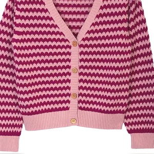 Suéter Cárdigan de Punto Rosa para Mujer, Estilo Universitario, con Rayas en Zigzag Magenta, Cuello en V, Botones, Diseño OEM - Product Image 5