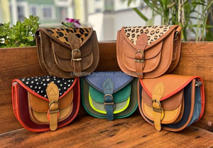 กระเป๋าหนังแฮนด์เมดกระเป๋าสะพายข้างสำหรับผู้หญิงกระเป๋าหนังแท้กระเป๋าเงินหนังแท้มีสายคล้องไหล่พิมพ์ลายสัตว์กระเป๋าอานม้าของขวัญสำหรับเธอ - Product Image 3