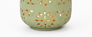 Revêtement en poudre vert de qualité supérieure lanterne suspendue en relief motif de fleur découpé lanterne en métal de Style classique lanterne décorative pour la maison - Product Image 4